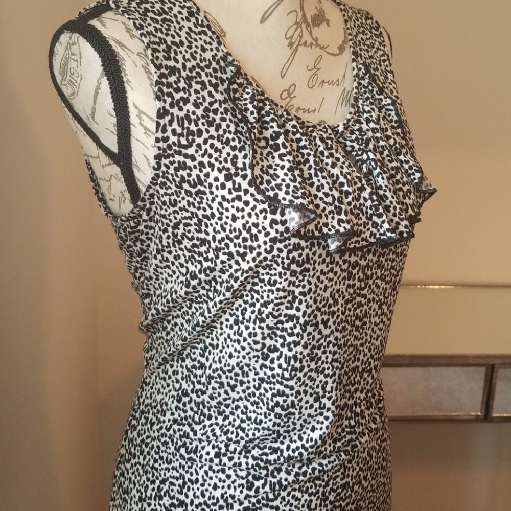 Sleeveless top